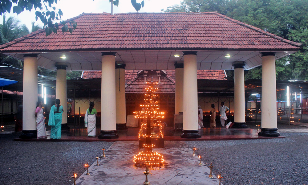 adithyapuram-surya-deva-temple-kottayam-kerala-aa